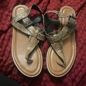 Cute snakeskin sandals!!